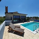 بيت للعطل Kuca Za Odmor