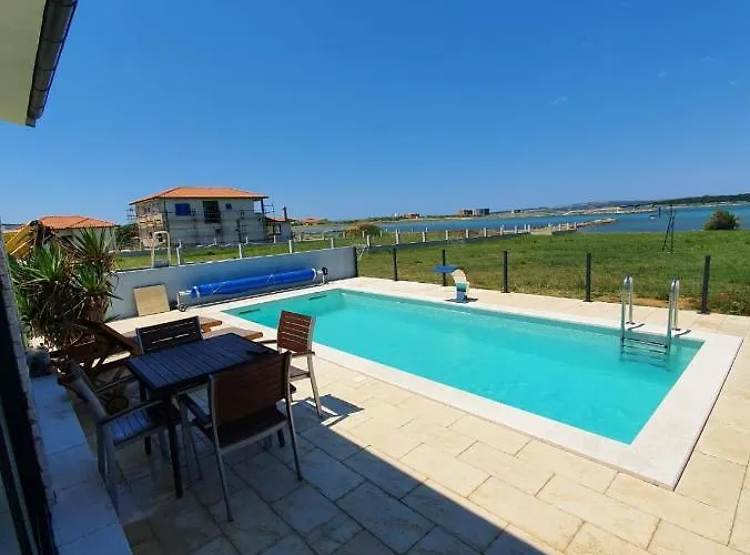 Kuca Za Odmor Сasa de vacaciones *